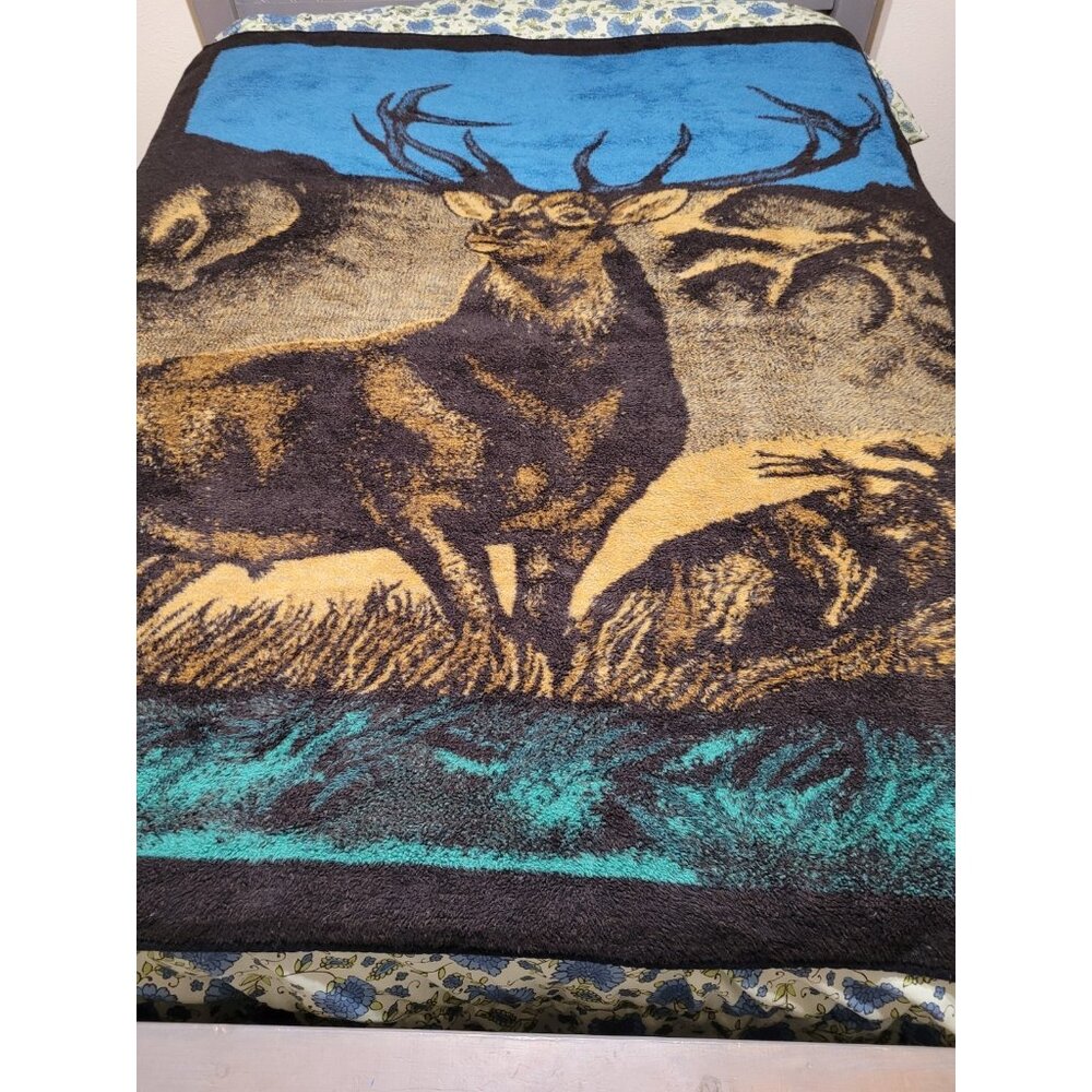 San Marcos Deer Buck Stag Elk Antlers Blanket 54x79